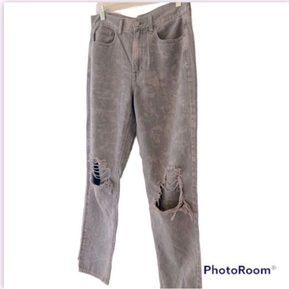 American Eagle Mom Jean pink Tint Grey Wash - Picture 6 of 16